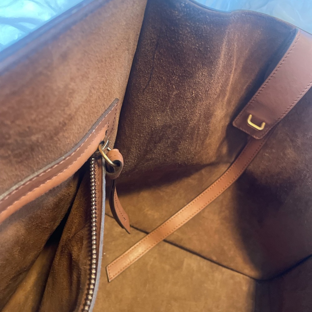 Celine Luggage Phantom Leather Handbag - Picture 6 of 16